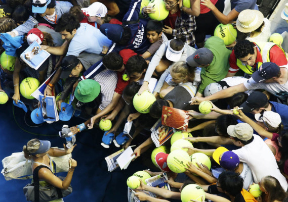 María Sharapova aplastó a Venus Williams en el Abierto de Australia