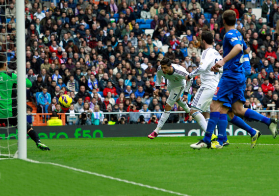 El Real Madrid golea al Getafe antes del clásico.