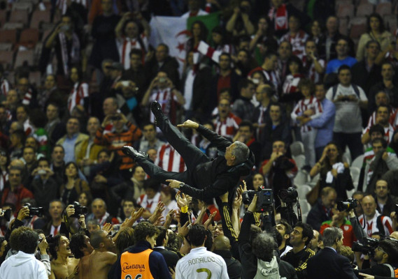 Real Madrid se ha proclamado campeón de Liga tras ganar en San Mamés.
