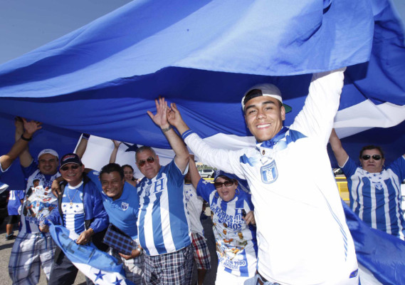 El color de Canadá y Honduras