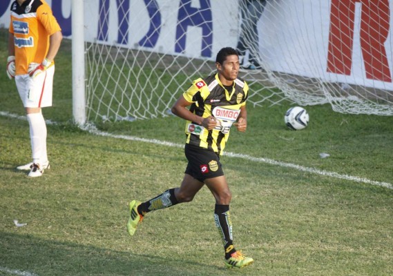 Las imágenes inolvidables de los clásicos entre Marathón y Real España