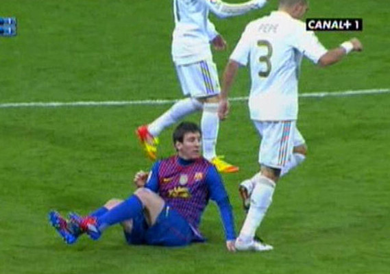 El FC. Barcelona vuelve a pintarle la cara al Madrid en el Bernabéu.