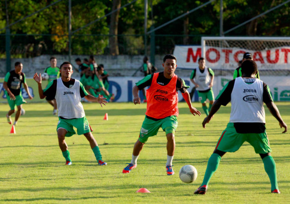 Marathón arranca pretemporada al mando de Carlos Martínez.
