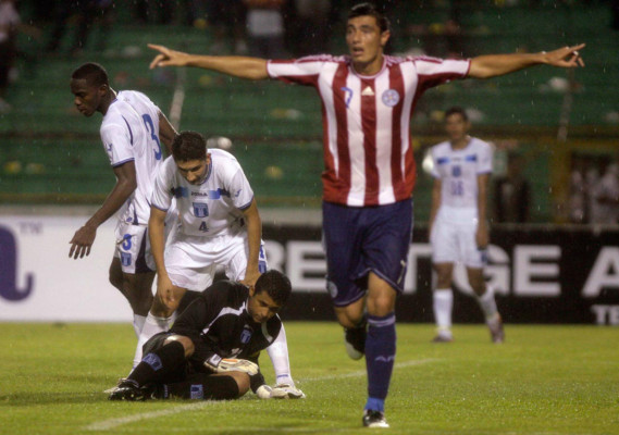 El amistoso Honduras-Paraguay en el Olímpico