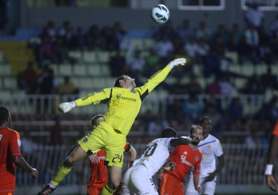 Olimpia perdonó al Houston Dynamo