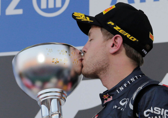 Sebastian Vettel arrasa en el Gran Premio de Japón