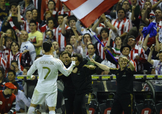 Real Madrid se ha proclamado campeón de Liga tras ganar en San Mamés.