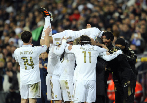 Real Madrid no perdona al Levante y sentencia liga.