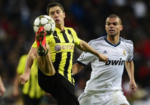 Özil salvó al Madrid de los fantasmas alemanes.