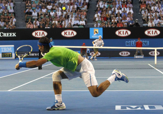 Nadal y Federer se verán de nuevo las caras en semifinales de Australia.