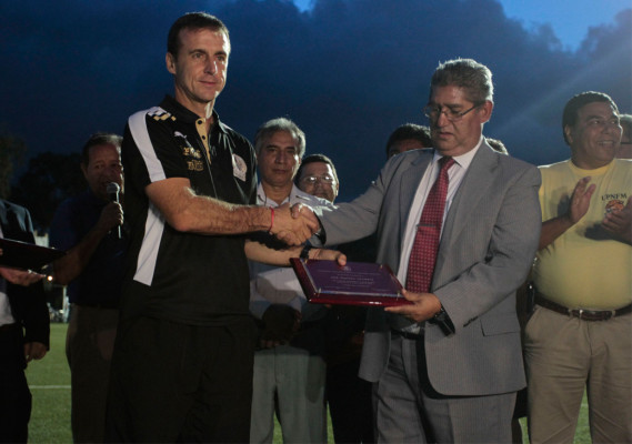 Olimpia llevó alegría a la Universidad Pedagógica