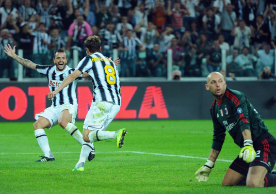 Barcelona ya es líder y el Real Madrid arrasa con triplete de Higuaín