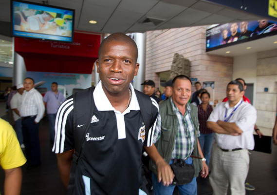 Houston Dynamo llega a Honduras con Boniek García