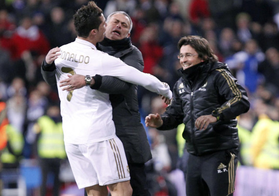 Real Madrid no perdona al Levante y sentencia liga.