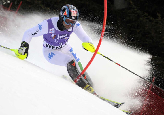 Acción deportiva mundial en graficas .