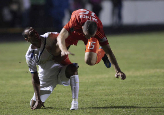 Olimpia perdonó al Houston Dynamo