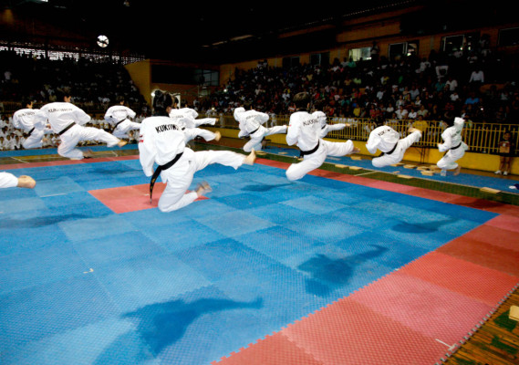 Espectacular exhibición de Taekwondo