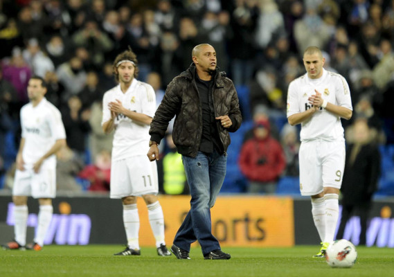 Real Madrid no perdona al Levante y sentencia liga.