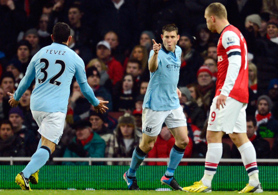 Manchester United, sólido lider de la Premier League.