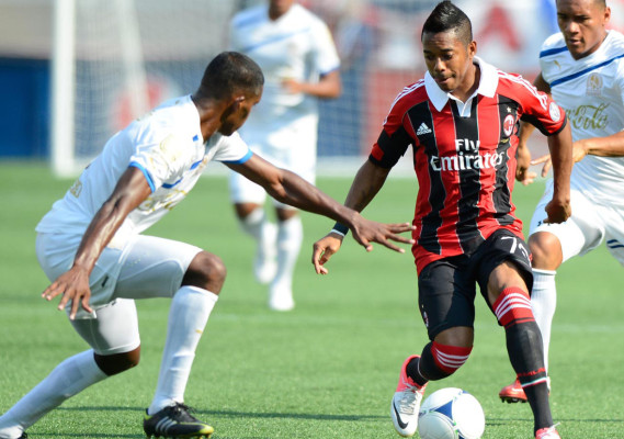 Imágenes del partido Olimpia-Milan en Boston