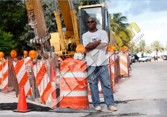 Así es la vida de Martín Castro trabajando en la construcción en Miami
