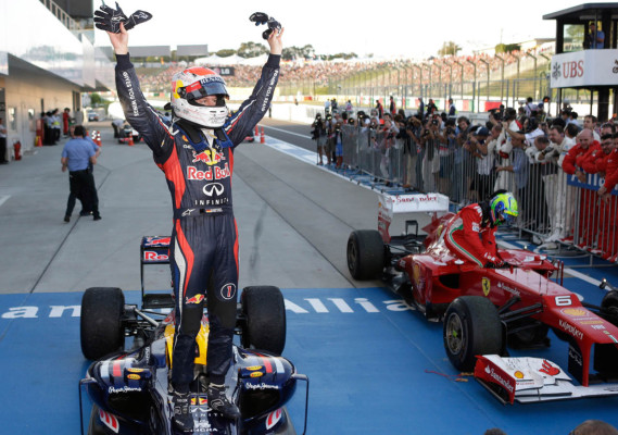Sebastian Vettel arrasa en el Gran Premio de Japón
