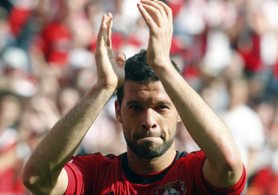Michael Ballack confirmó el fin de su brillante carrera.