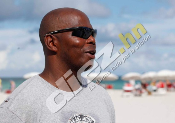 Así es la vida de Martín Castro trabajando en la construcción en Miami