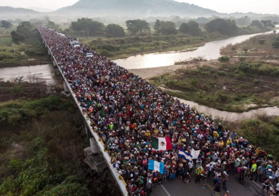 FOTOS: Caravana de migrantes viaja a Ciudad de México para pedir permiso migratorio