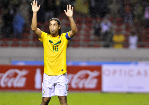 Brasil sufrió para ganarle a Costa Rica.