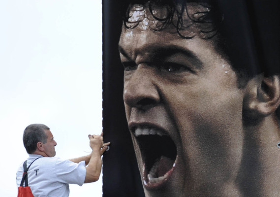 Michael Ballack confirmó el fin de su brillante carrera.