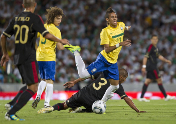 México 1-2 Brasil... Adiós invicto