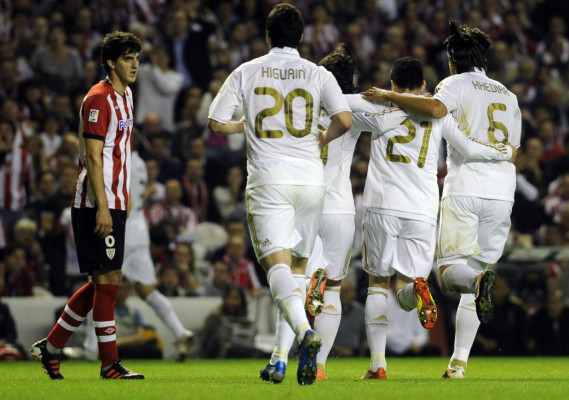 Real Madrid se ha proclamado campeón de Liga tras ganar en San Mamés.