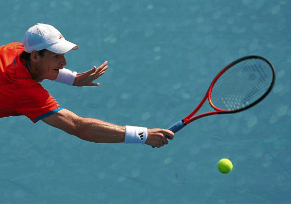 Cóctel Deportivo internacional .