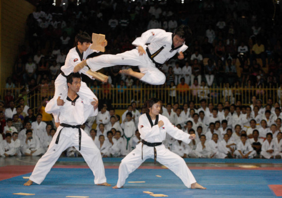 Espectacular exhibición de Taekwondo