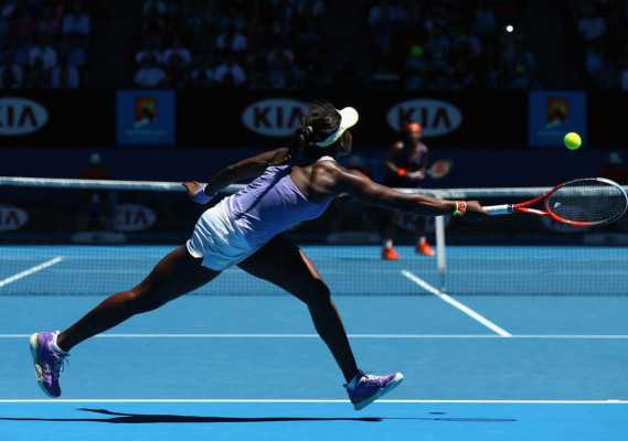 Stephens tumba a Serena.