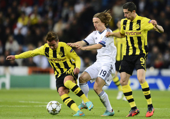 Özil salvó al Madrid de los fantasmas alemanes.