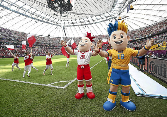 La ceremonia de inauguración de la Eurocopa 2012