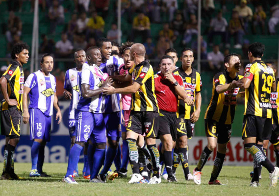 Real España ganó de forma agónica al Victoria