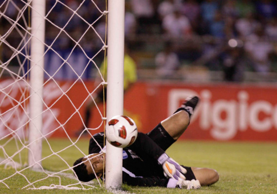 El amistoso Honduras-Paraguay en el Olímpico