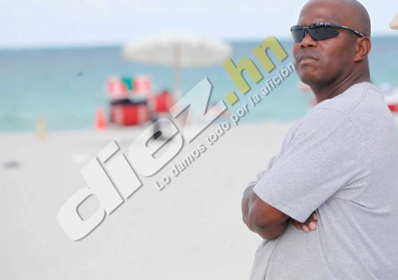 Así es la vida de Martín Castro trabajando en la construcción en Miami