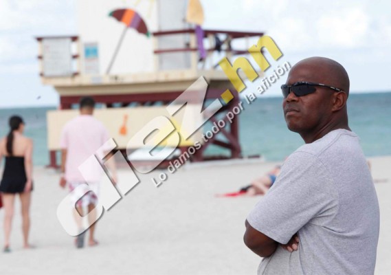 Así es la vida de Martín Castro trabajando en la construcción en Miami