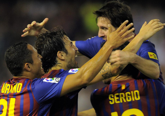 Valencia empata con el Barça y lidera la Liga española