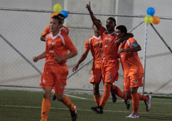 Olimpia llevó alegría a la Universidad Pedagógica