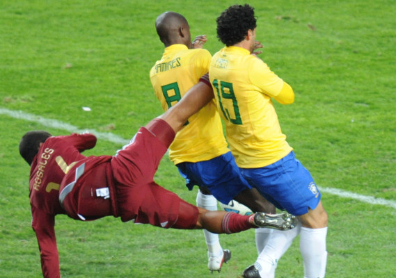 Venezuela sorprendió a Brasil