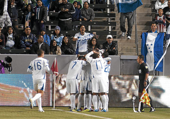 Honduras le gana el duelo a Panamá