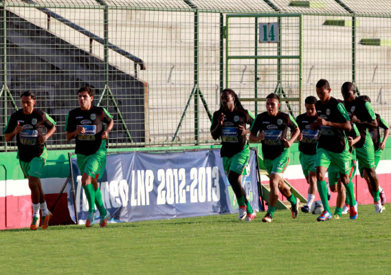 Marathón arranca pretemporada al mando de Carlos Martínez.