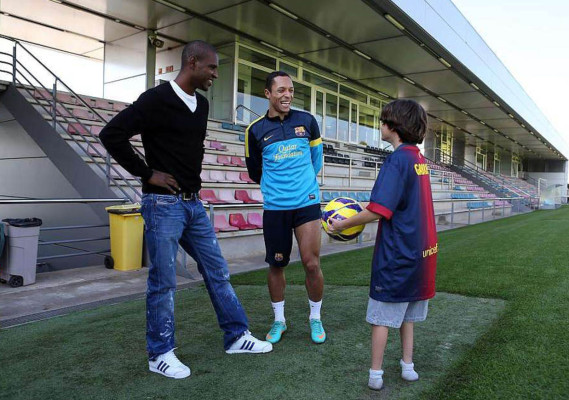 Gabriel Muniz, niño brasileño sin pies, cumple su sueño.