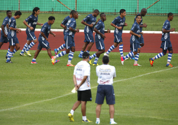 Honduras se prepara sin menospreciar a Cuba.