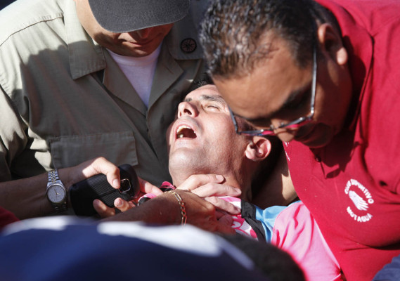 Imágenes del momento angustioso que vivió Kerpo de León.